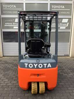3 Wheels Electric 2023  Toyota 8FBE20T (3)