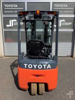 Elektrisk- 3 hjul 2023 Toyota 8FBEK18T (3)