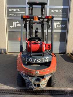 Gas gaffeltruck 2016 Toyota 02-8FGF20 (3)