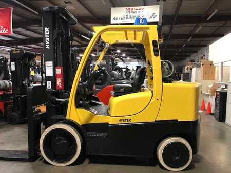 4 Wheels 2013  Hyster S155FT (1)