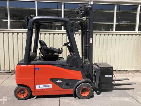 Elektryczne 4-kołowe 2016 Linde E20PHL-02 (1)