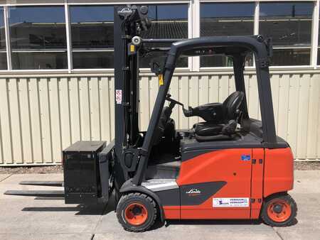 Elektryczne 4-kołowe 2016 Linde E20PHL-02 (2)