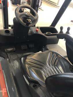 Elektryczne 4-kołowe 2009 Linde E20PH-01 (4)