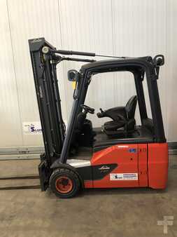 Elektryczne 3-kołowe 2016 Linde E18-02 (1)