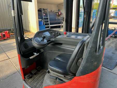 Reach Trucks 2017  Linde R20HD-01 (3)