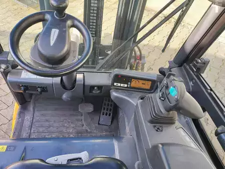 Elektro 3 Rad 2015  Jungheinrich EFG215 (5)
