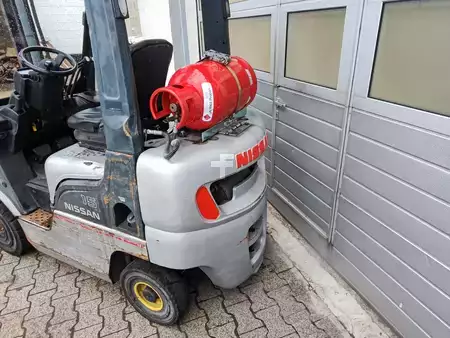 LPG Forklifts 2006  Nissan L01A15N (3)