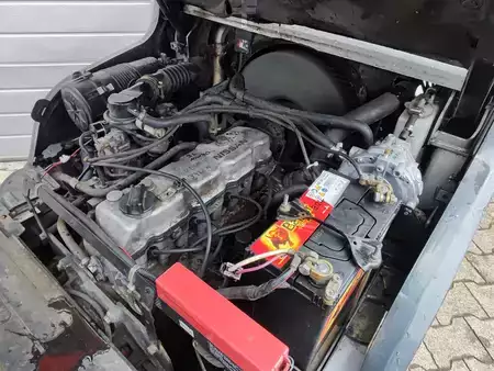 LPG Forklifts 2006  Nissan L01A15N (5)