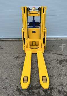 Apilador eléctrico 2018 Stöcklin EHI 1600-P Long (3)