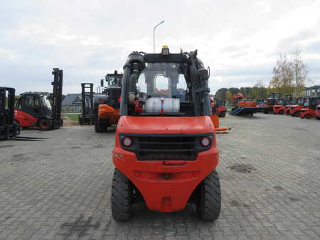 Gas truck 2016  Linde H40T (2) 
