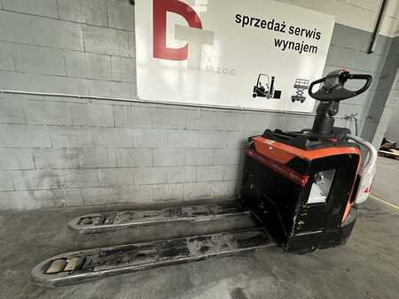 Wózki niskiego podnoszenia 2020  Toyota LPE200 (3)