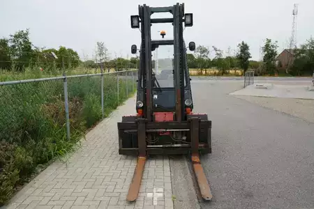 Dieselový VZV 2000  Linde H 30 D-03 | 2000 (7)