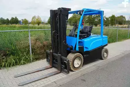 Elektro 4 Rad 2016  Yale ERP 50 VM | 2016 (1)