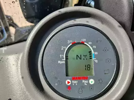 Dieselový VZV 2025  Manitou MC 25-4 D K  | 2025 | Closed cabin (14)