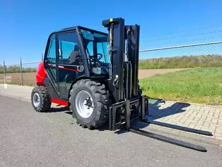 Dieselový VZV 2025  Manitou MC 25-4 D K  | 2025 | Closed cabin (2)