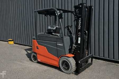 Eléctrico - 4 rodas 2024  Toyota Traigo 80 9FBM35T | 2024 (2)