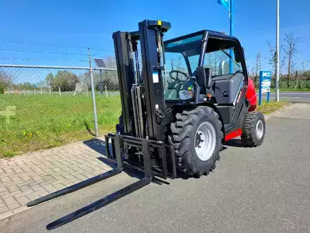 Dieselový VZV 2025  Manitou MC 25-4 D K | 2025 | Open cabin (1)