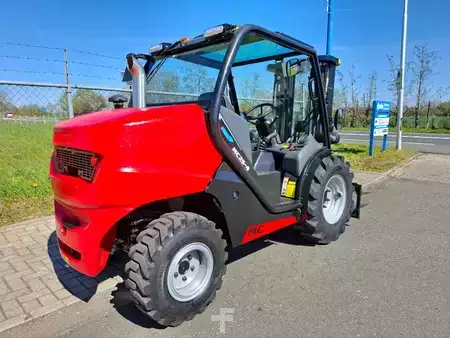 Dieselový VZV 2025  Manitou MC 25-4 D K | 2025 | Open cabin (5)