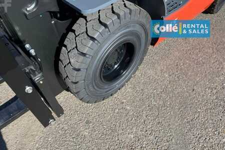 Dízel targoncák 2022  Toyota 8 FDF 25 | 2022 (11)