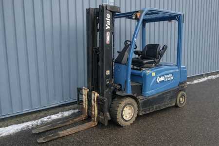 Sähkö - 4 pyör 2015  Yale ERP 35 | 2015 (3)