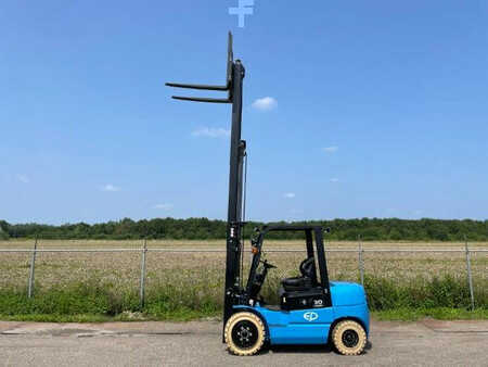 Electric - 4 wheels 2021  EP Equipment EFL302 | 3T | LI-ION (8)