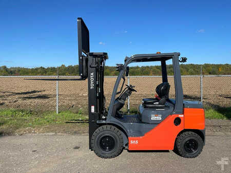 Wózki widłowe diesel 2022  Toyota 8 FD F 25 (7)