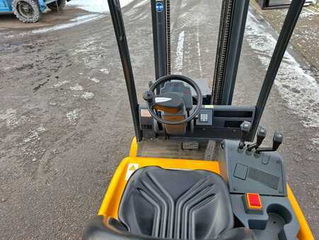 El Truck - 3-hjul 2010  Jungheinrich EFG 113 | 2010 (9)