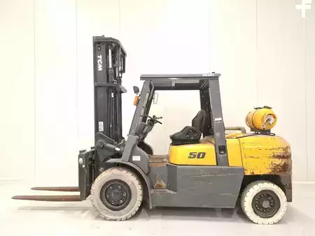 Gas truck 2014  TCM FG50T3 (1)