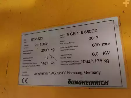 Schubmaststapler 2017  Jungheinrich ETV 320 (9)