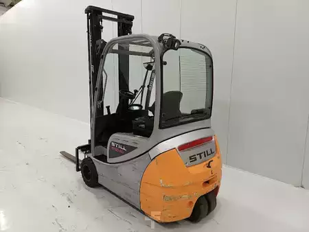 Carrelli elettrici 3 ruote 2018  Still RX 20-20 (4)