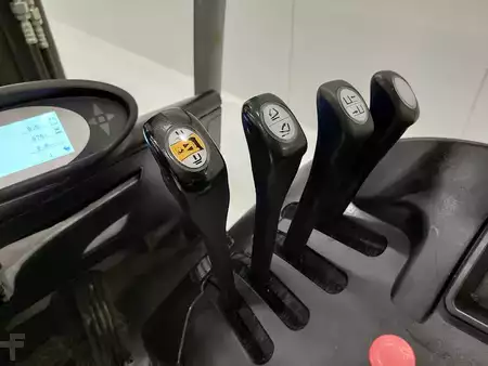 Carrelli elettrici 3 ruote 2018  Still RX 20-20 (7)