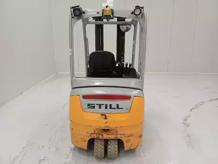 Chariots électriques à 3 roues 2018  Still RX 20-20 (7)
