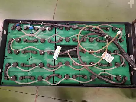 Carrelli elettrici 3 ruote 2018  Still RX 20-20 (8)