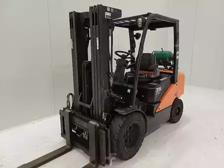 LPG Forklifts 2018  Doosan G35C-7 (1)