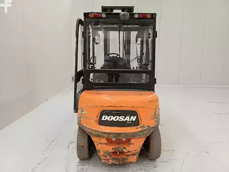 Eléctrico - 4 rodas 2018  Doosan B45X-5 (5)
