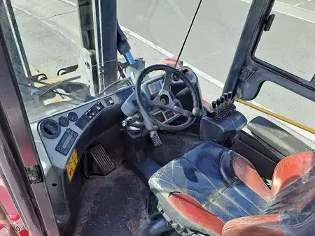Chariots élévateurs diesel 2004  Kalmar DCE160-12 (10)