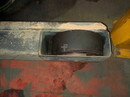 Carretilla retráctil 2006  Atlet UHS141DTFVRF960 (10)