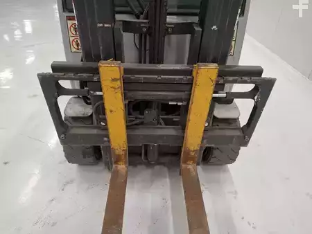 Carrelli elettrici 3 ruote 2014  Still RX 20-18 (13)
