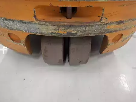 Carrelli elettrici 3 ruote 2014  Still RX 20-18 (15)