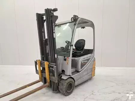 Carrelli elettrici 3 ruote 2014  Still RX 20-18 (4)