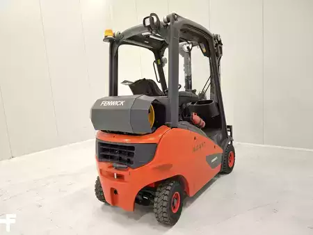 Chariots élévateurs GPL 2016  Linde H16T (3)