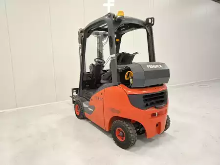 Chariots élévateurs GPL 2016  Linde H16T (4)