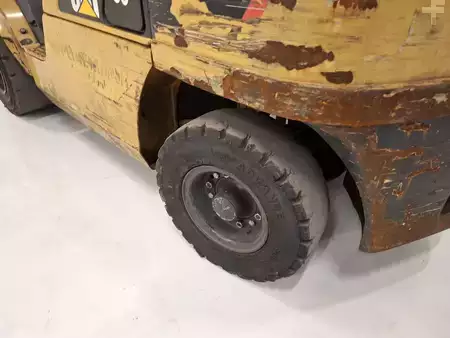 LPG heftrucks 2008  CAT Lift Trucks GP30NT (17)
