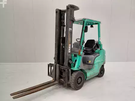Gasoltruck 2013  Mitsubishi FG18NT (2)