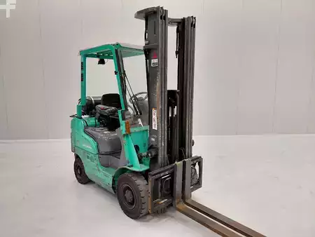 Gasoltruck 2013  Mitsubishi FG18NT (3)