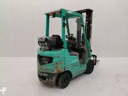Gasoltruck 2013  Mitsubishi FG18NT (5)