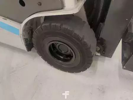 Electric - 4 wheels 2015  Unicarriers JAG1N1L16Q (15)