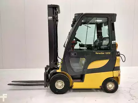 Carretilla elevadora GLP 2011  Yale GLP16VX (1)
