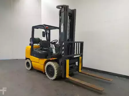LPG Forklifts 2011  Heli CPQD35 (13)