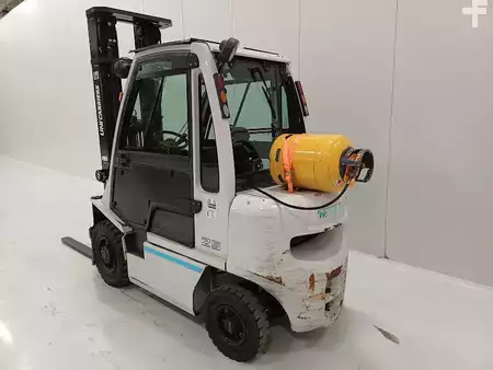 Empilhador a gás 2016  Unicarriers U1D2A25LQ (4)